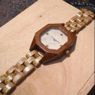 Ukiran Kayu  jati belanda JAM  TANGAN  KAYU  GRATIS UKIR  NAMA   Ukiran Kayu  jati belanda JAM  TANGAN  KAYU  GRATIS UKIR  NAMA