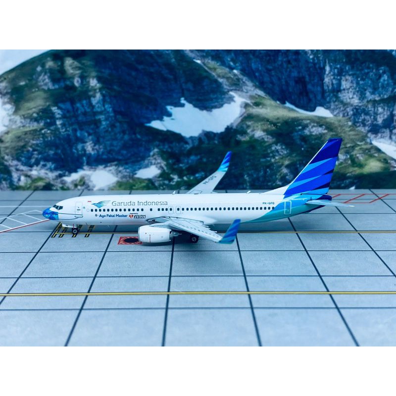 DIECAST PESAWAT GARUDA INDONESIA B737-800 PK-GFQ PHOENIX 1:400