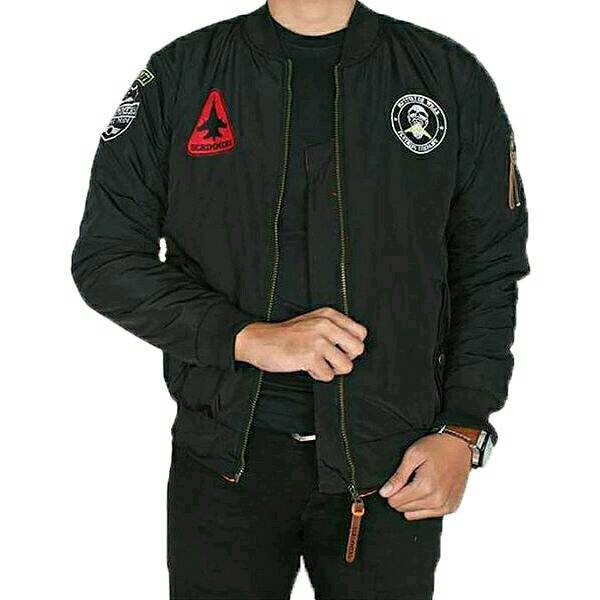 Jaket Pria / Jaket bomber cowok / Jaket bomber scrimmers warna Hitam