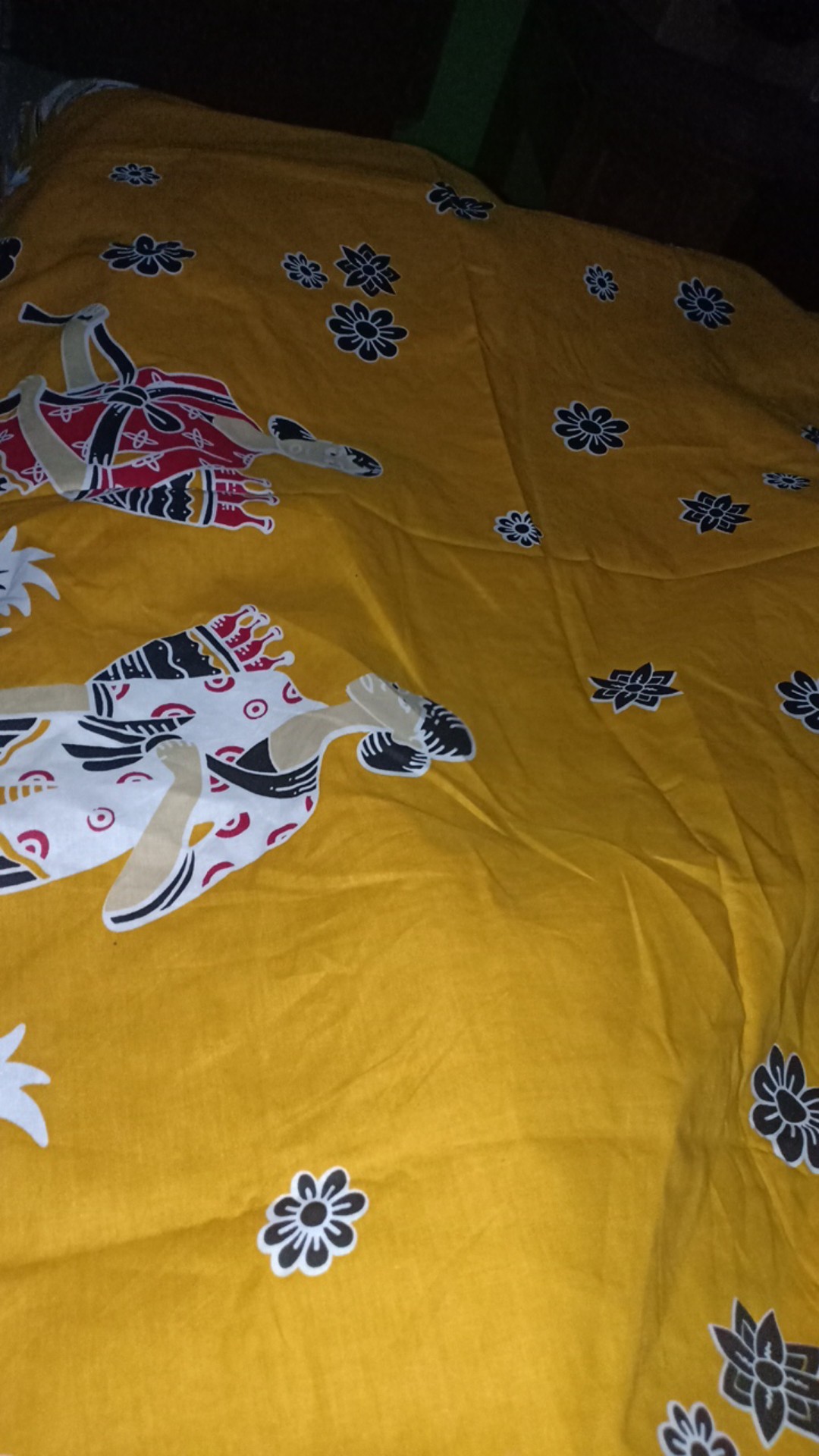 Kain Batik Solo Karakter Motif Mbok Jamu