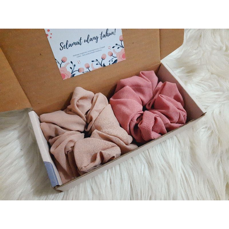 hampers scrunchie cepol tasbih gift box