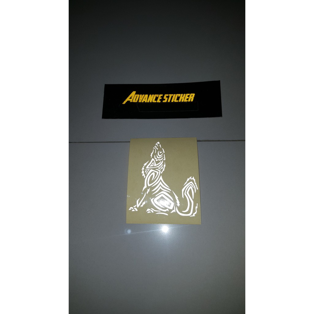 

sticker siluet serigala tribal