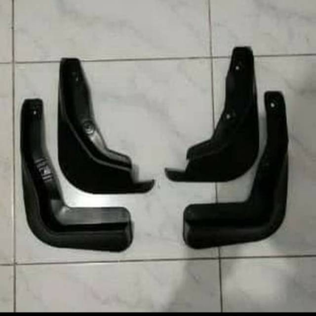 Mudguard/ karpet lumpur xpander