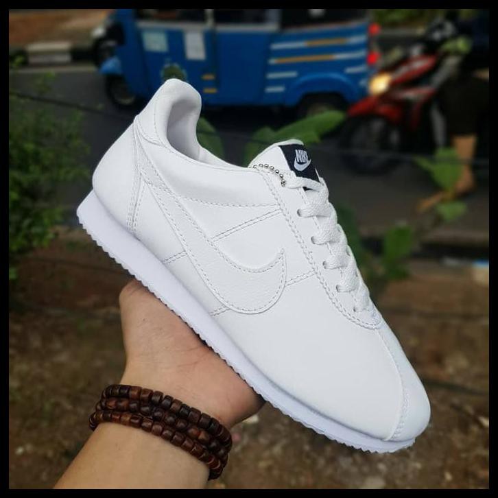 nike cortez putih