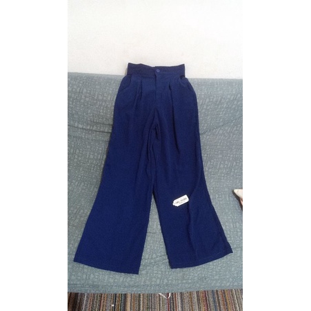 Camella Kulot | Kulot Biru Wardah | Kulot Green | Kulot Biru BCA | Kulot Biru Persib | Kulot Biru El