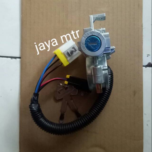 Kunci kontak assy Mitsubishi PS125 canter