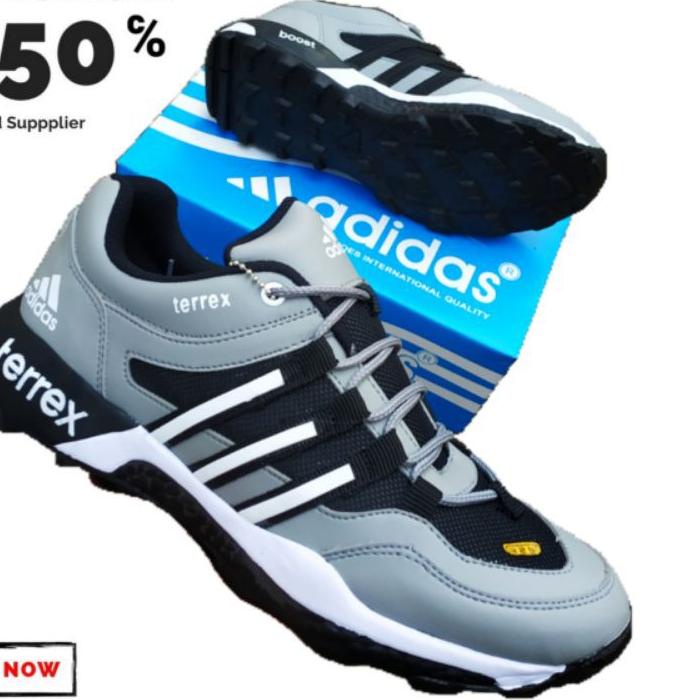 ⊚ SEPATU VOLLY TERBARU ADIDAS TERREX BOOTS / SNEAKERS PRIA KEREN KEKINIAN/ ALAS KAKI KARET VIETNAM