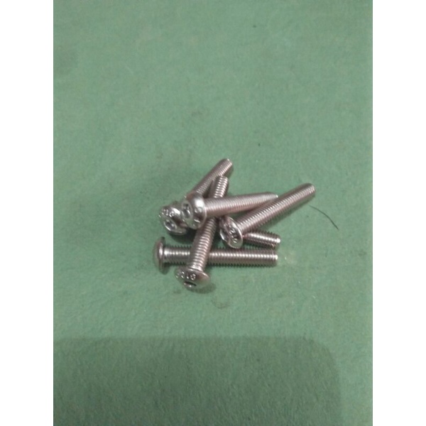 Baut L payung staenlis 5x30 panjang 3cm kunciL 3
