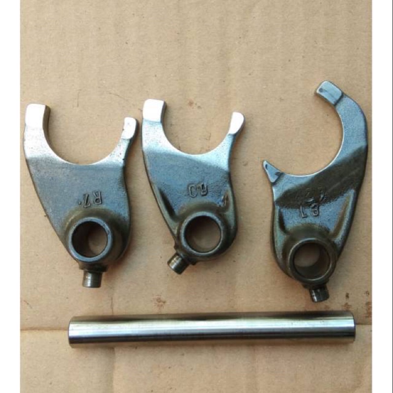 cakaran garpu rasio tiger revo ori copotan