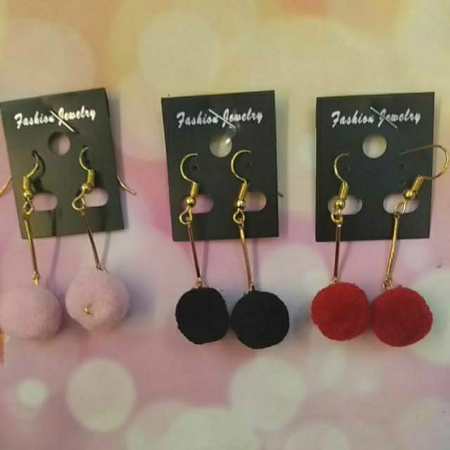 ANTING Korea Gantung Cantik /Anting Pompom /Anting Hijab Fashion Kekinian/ Aksesoris Murah Wanita