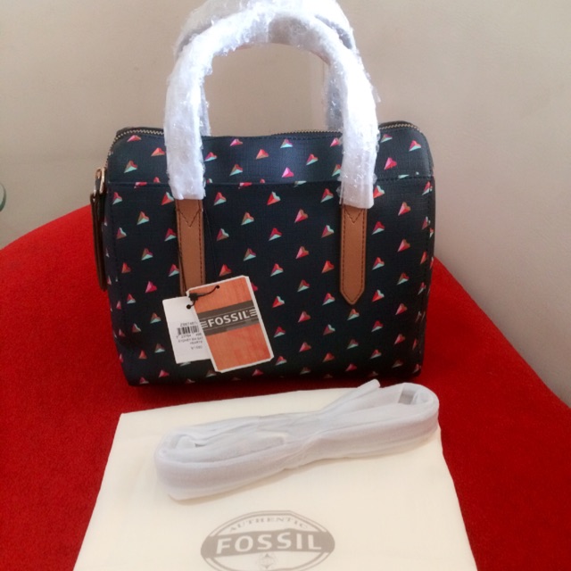 Sydney Satchel Navy Hearts