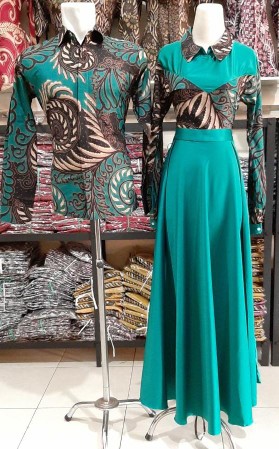 Gamis Batik Couple Mix Velvet Batik Karyaku