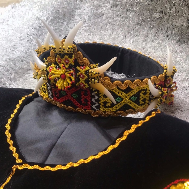 SATU SET BAJU DAYAK CEWE DEWASA