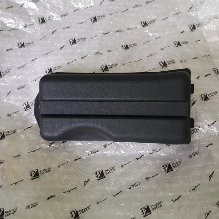 COVER AKI VESPA LX/S