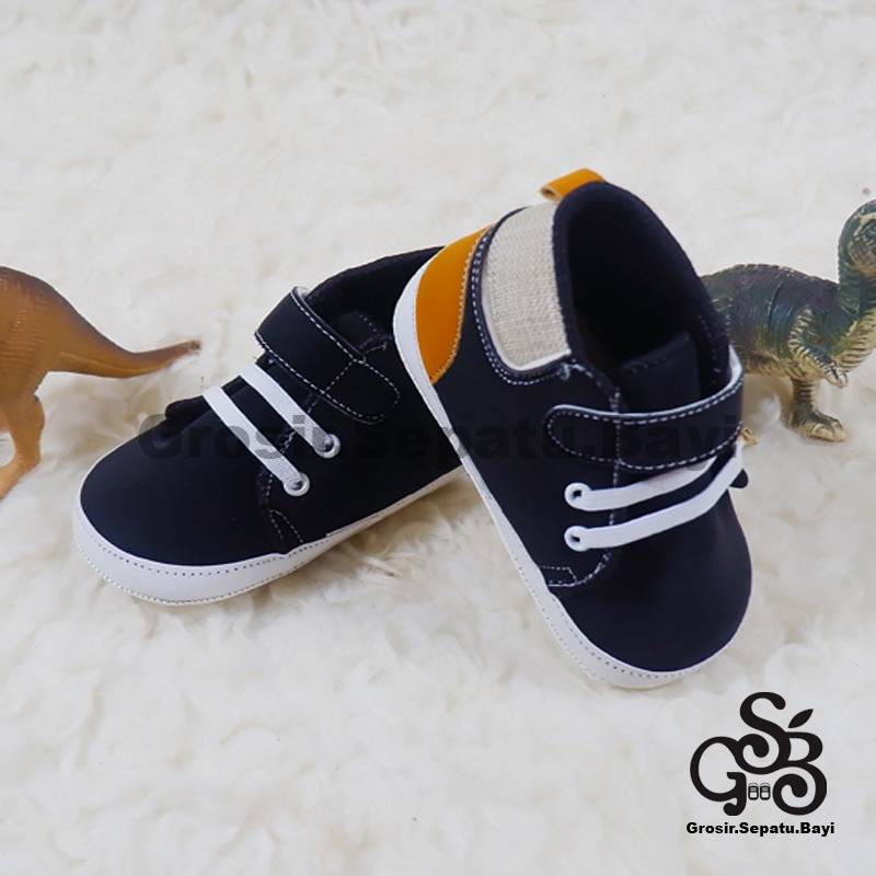 sepatu bayi baby shoes prewalker laki laki perempuan umur 2 - 14 bulan model Basket Case HITAM