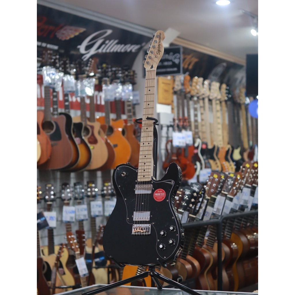 Squier Affinity Telecaster Deluxe Maple Fretboard - Black Gitar Tele