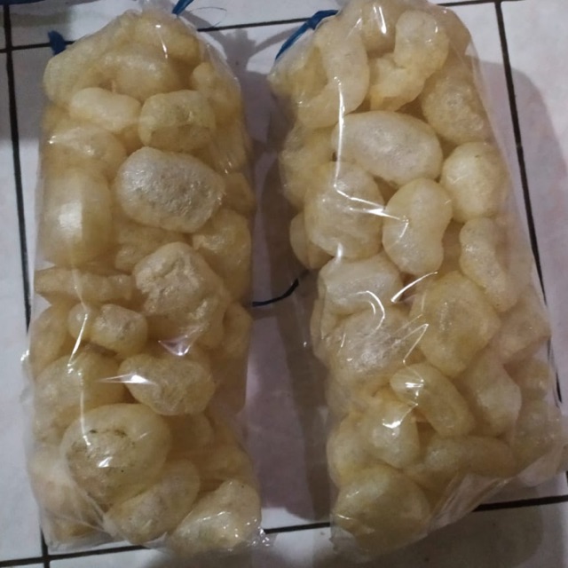 

Kerupuk kulit (dorokdok)