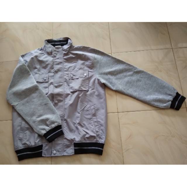 Jaket cole parasut