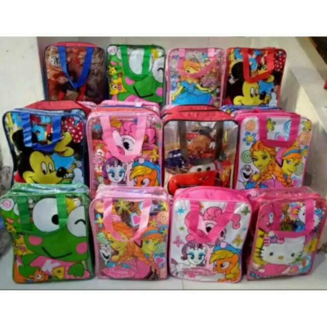 

Goodie bag ulangtahun / tas tenteng ulangtahun karakter UK 23 x 18cm