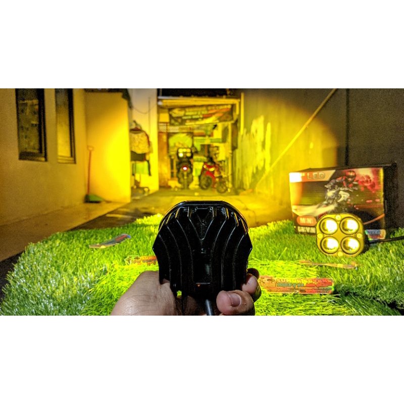 LAMPU TEMBAK D4 LASER GUN V2 HRJ LENSA 8D PUTIH KUNING SUPER TERANG (HARGA SEPASANG)