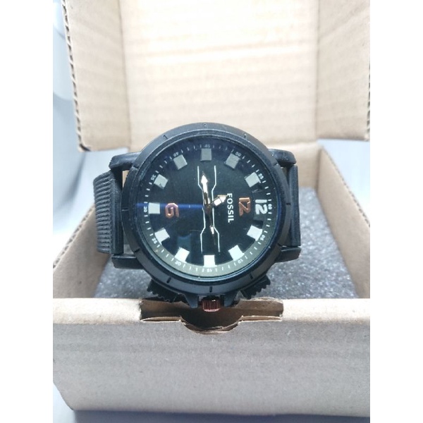 jam tangan pria kode (0810) benetton 2