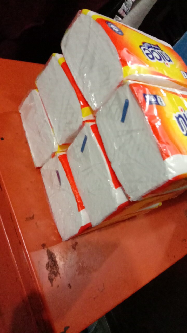 Tissue Nice Facial 180 Sheets Softpack Murah