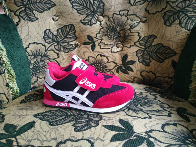 SEPATU SNEAKER  PANTER USIA 5/9 THN