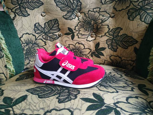 SEPATU SNEAKER  PANTER USIA 5/9 THN