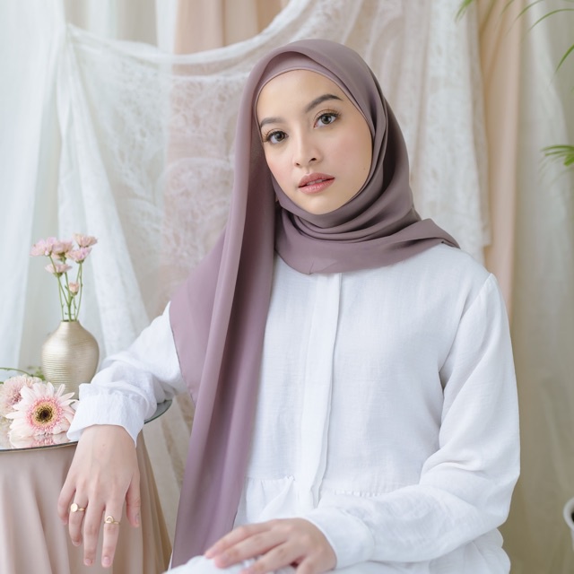 HAYFA - Bella Square Premium Pollycotton Square Ada Merk Asli Bella Square Jilbab Segi Empat Hijab Kotak Kerudung Tegak dan Rapi Murah Ga Bikin Ribet COD Terkini Viral Cocok Untuk Acara Formal Maupun Non Formal Termurah Surabaya Jakarta Pekalongan