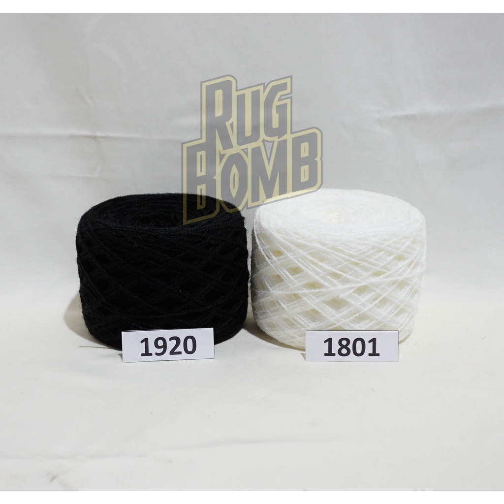 Benang Wool Siet Acrylic Yarn Ply Kecil Warna Hitam/Putih