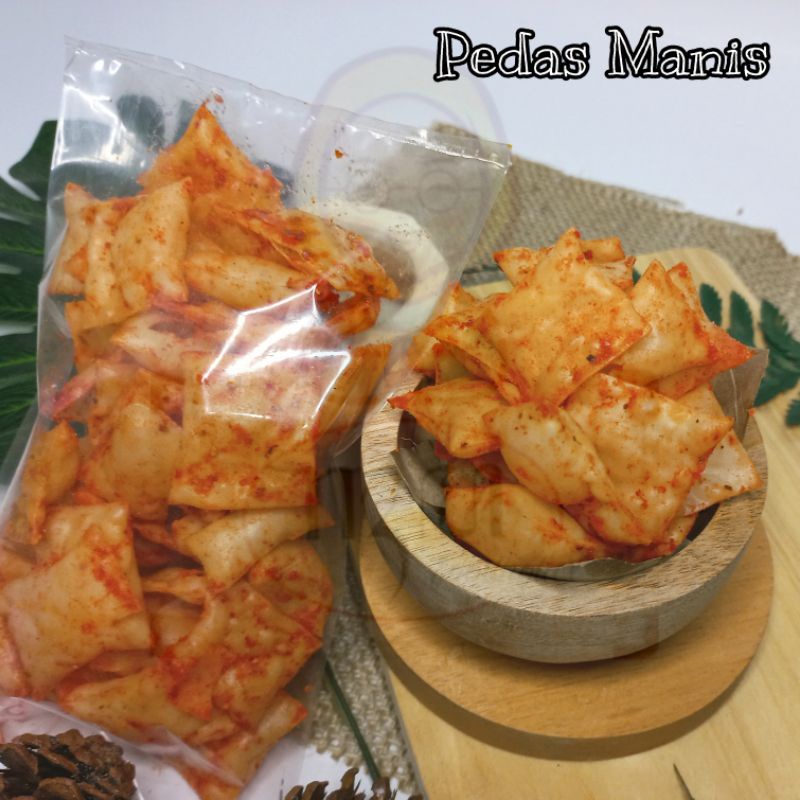 

Keripik Pangsit Renyah Pedas Manis 100% 200 gram