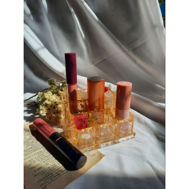 

RESINHOLDER/RESINORGANIZER/LIPSTICKHOLDER/LIPSTICKORGANIZER/RESINDRIEDFLOWERS/KADOWISUDA/DRIEDFLOWER