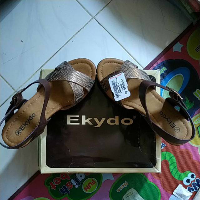 Sepatu Sandal Wanita Ekydo