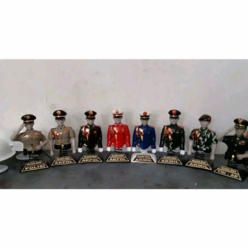 Miniatur pajangan patung per kesatuan TNI POLRI|patung miniatur TNI POLRI /miniatur patung kesatuan 