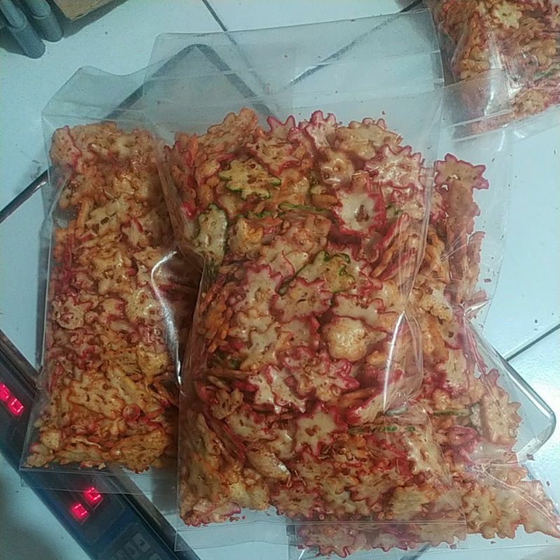 

Kerupuk Seblak Pedas Mantap 250g