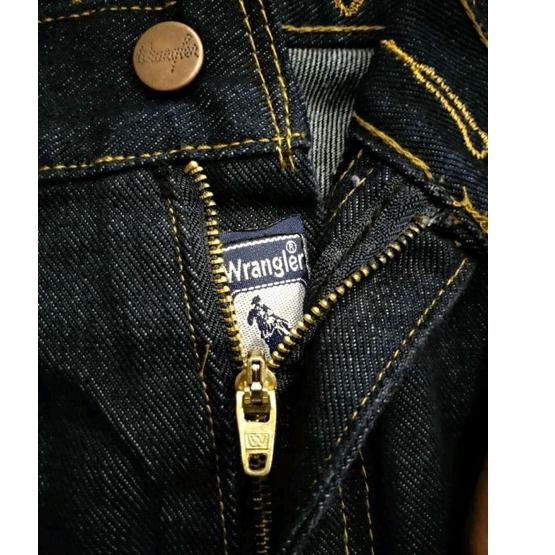 Penjualan Terbanyak.. Celana pria standar//Celana jeans wrangler//hitam garment pria//Celana broken 