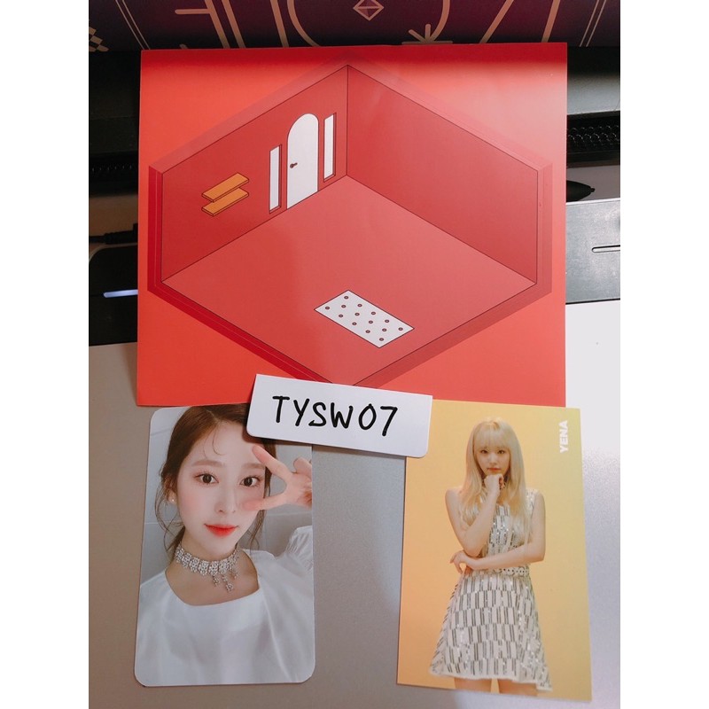 IZ*ONE IZONE - ONEIRIC DIARY (MINJU MINJOO, YENA, HYEWON)