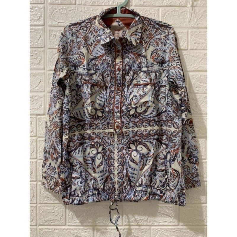 preloved atasan triset