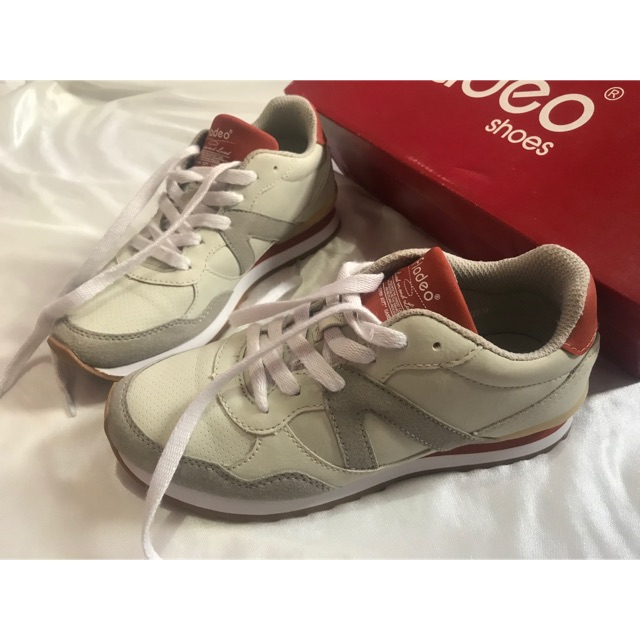 sneaker thrift store near me