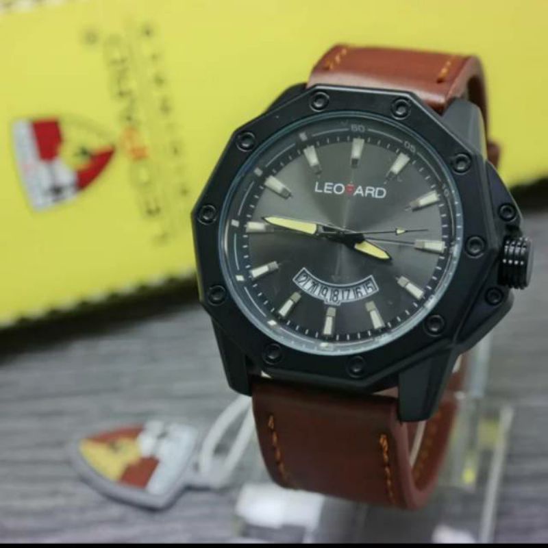 jam tangan kulit pria leopard tanggal aktif