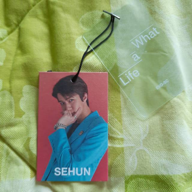 

NAME TAG SEHUN SC WHAT A LIFE YELLOW