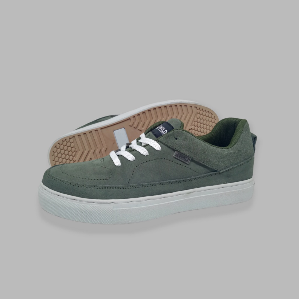 ASWILD Store - Sepatu Sneakers Low Cut Pria / Sepatu Skate - Putih Krem Army Type Gōkana