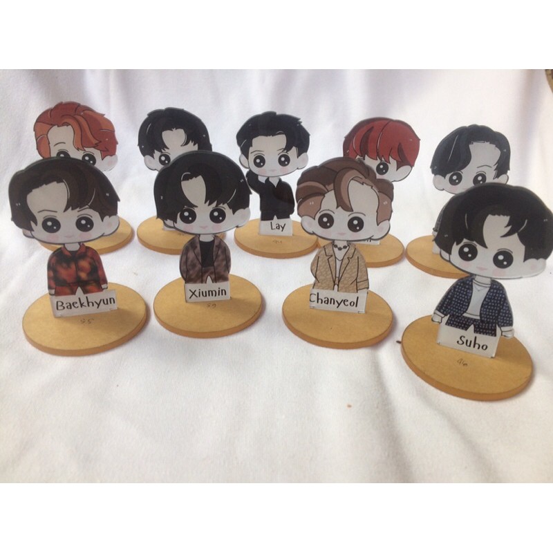MINI STANDEE / KEYRING / GRIPTOK AKRILIK EXO CHANYEOL/SEHUN/SUHO/KAI/LAY/BAEKHYUN/CHEN/DO/XIUMIN