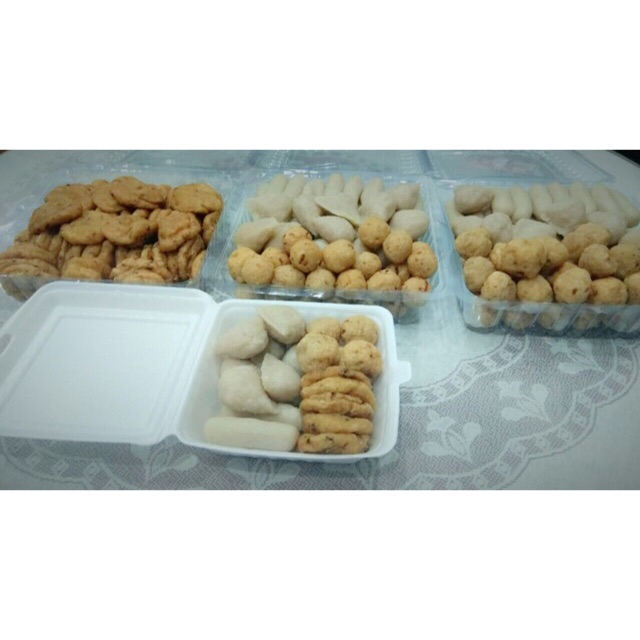 

Pempek palembang ikan tenggiri asli (termasuk cuko)