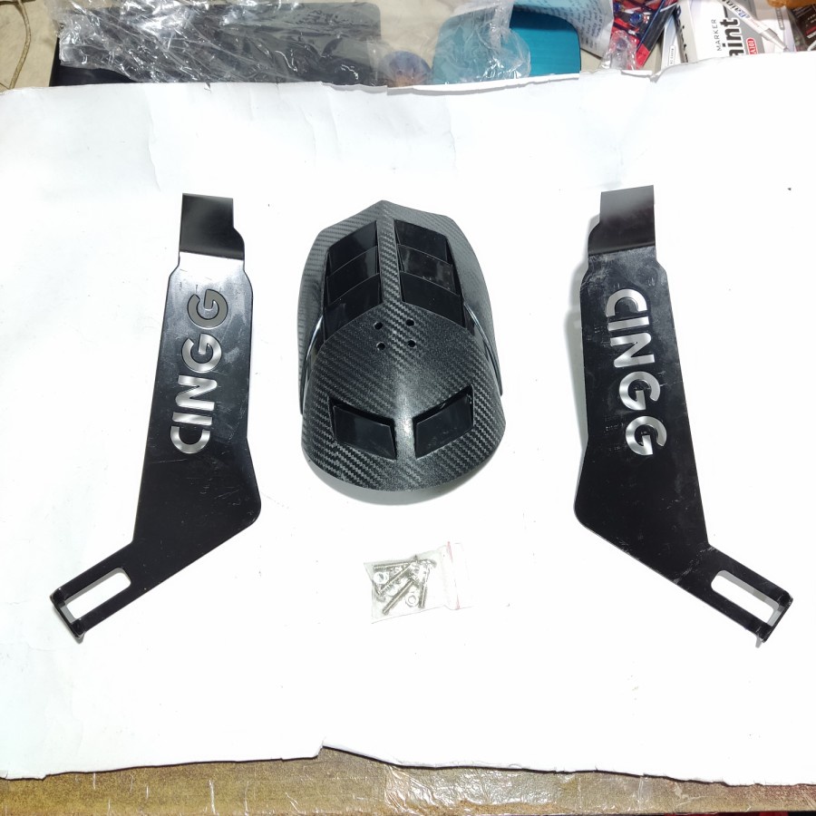 Mudguard universal moge belakang  variasi model pulsar vixion nmax byson ninja r15 xabre scorpio dll