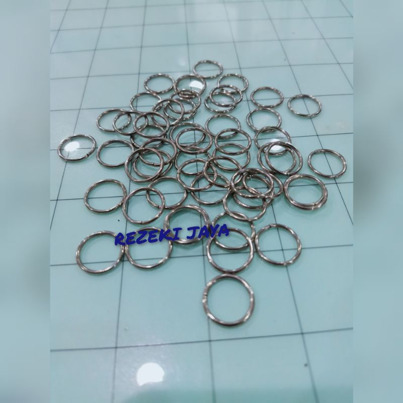 

RING TALI MEDALI RING PITA TALI MEDALI 15x15 NICKEL 1 GROSS ISI 144 PCS