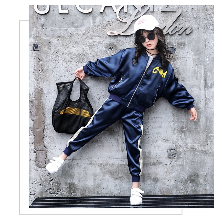 LOVE ME SET BAJU SETELAN TRAINING CASUAL ANAK CEWEK KOREA IMPORT HIP HOP