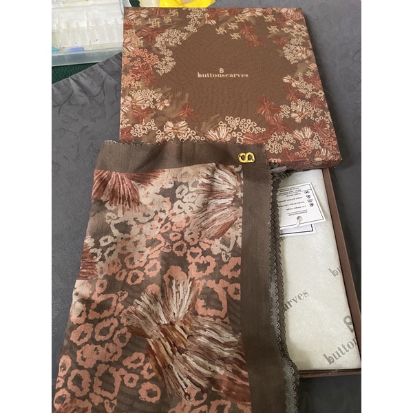 Buttonscarves les amities reborn mocha preloved VGC