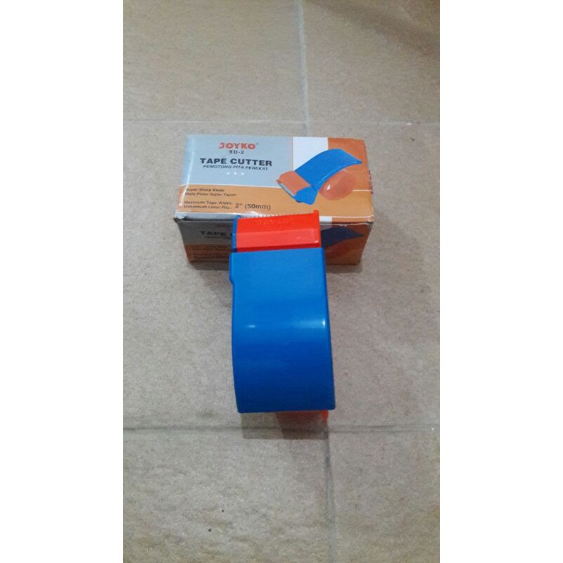 

Alat PeMotong Isolasi / Plakban / PeMotong Pita PeRekat Plastik JOYKO (TD - 2)
