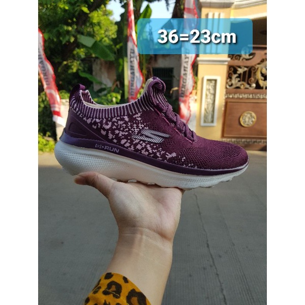 SKECHERS GO RUN MOTION